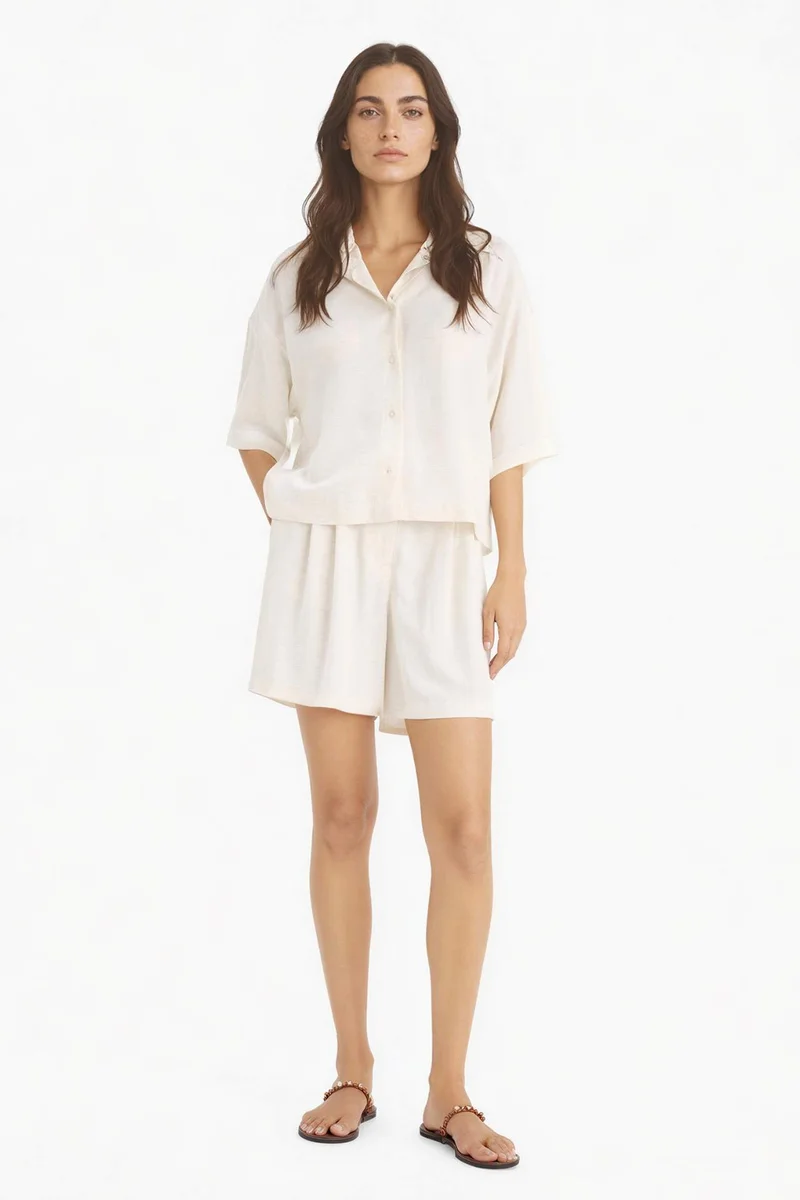 ديفاكتو Regular Fit Linen Blended High Waist Shorts