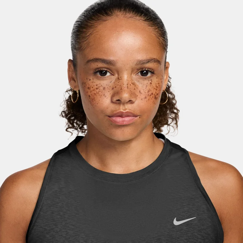 Nike Black Women's Swift Breathe Dri-FIT Running Tank Top for Women | Best Price UAE