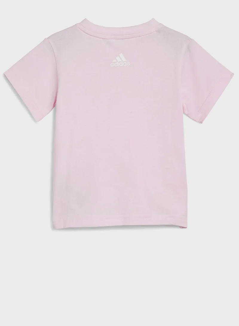 adidas طقم تيشيرت وشورت قطني مزين بخطوط الماركة للأطفال الرضع