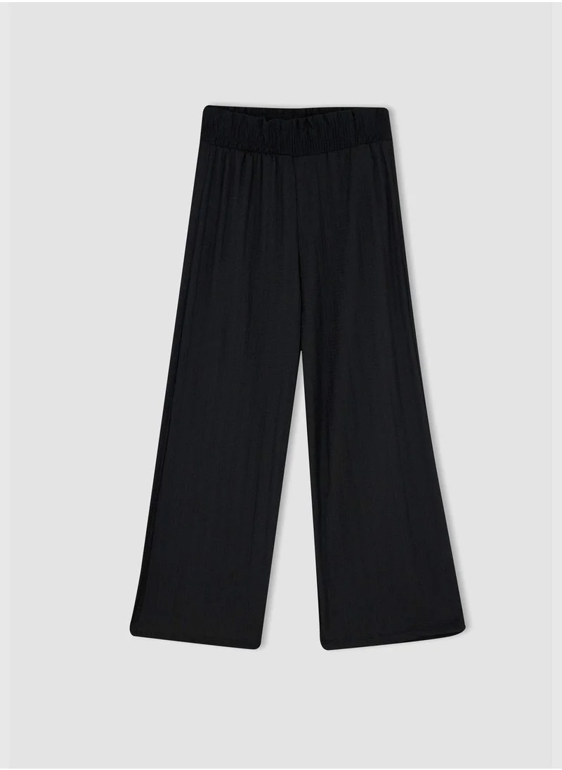 DeFacto Elastic Waist Capri Trousers