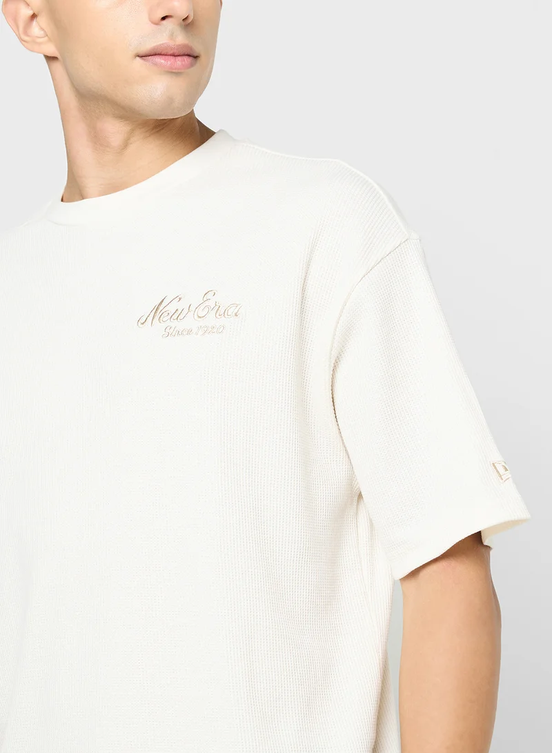 NEW ERA Waffle Oversized T-Shirt