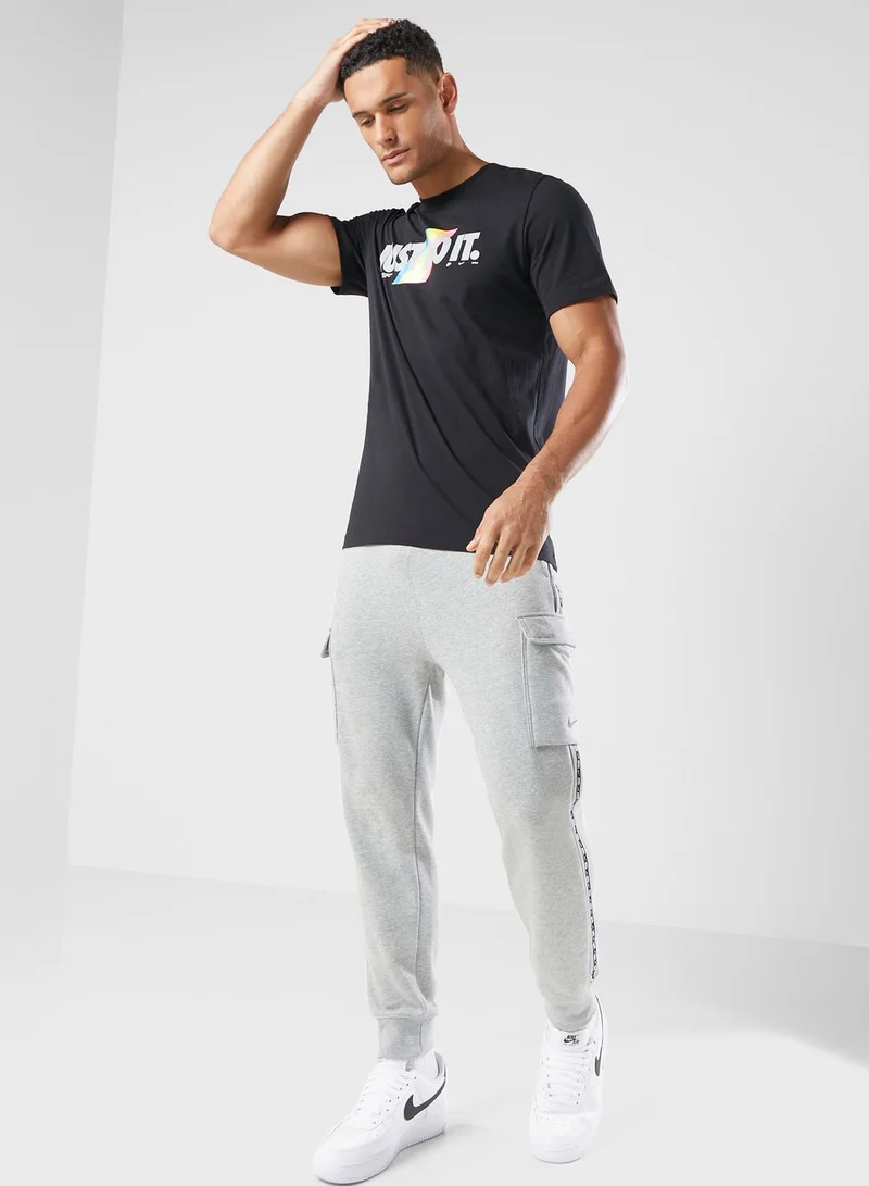 Nike Nsw 6Mo Jeddi T-Shirt