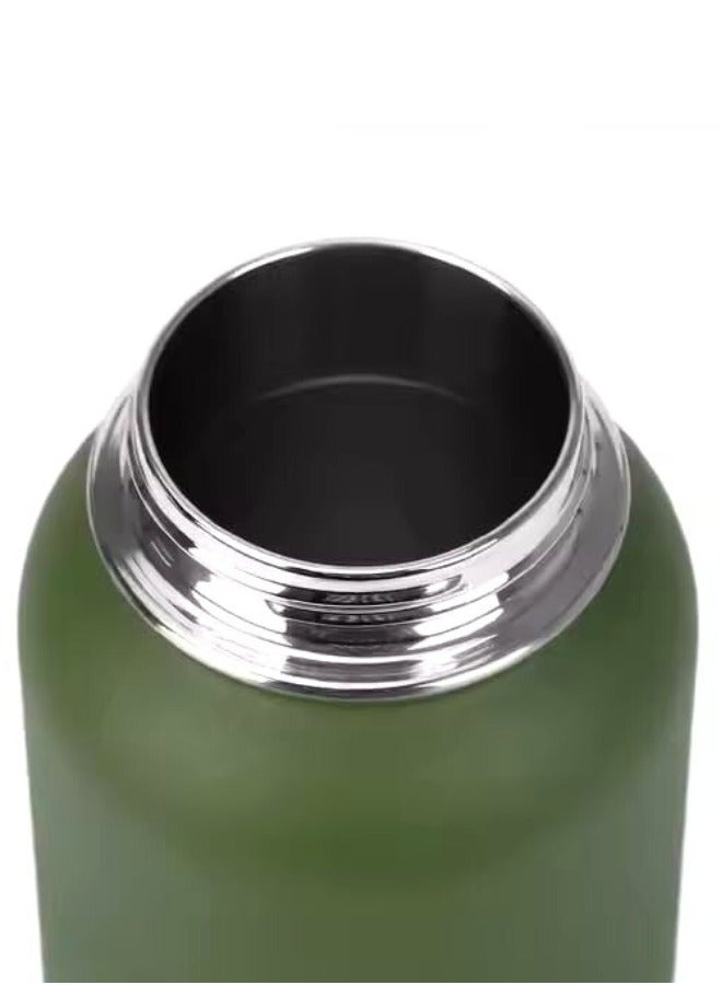 تشيس اب زجاجة ماء 18/8 من الفولاذ المقاوم للصدأ بجدار مزدوج معزول بالتفريغ، زجاجة حرارية مع غطاء بفتحة واسعة للمشروبات الساخنة والباردة للرياضة والسفر والأطفال والمدرسة والصالة الرياضية والمكتب (أخضر عسكري، 1000 مل) - Image 3