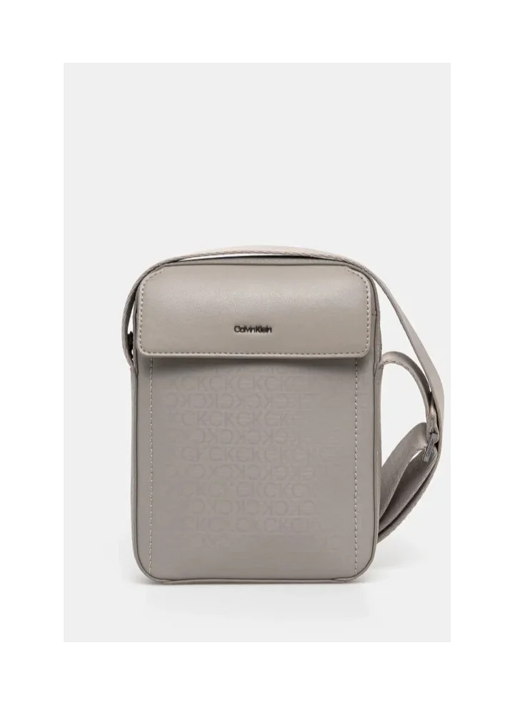 كالفن كلاين SLEEK REPORTER BAG