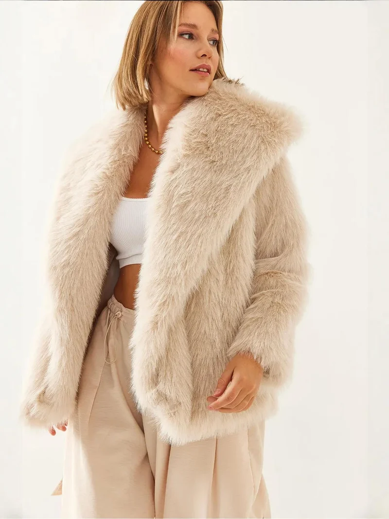Bianco Lucci Beaver Brown LUCCI Oversize Faux Fur Coat for Women | Best Price UAE