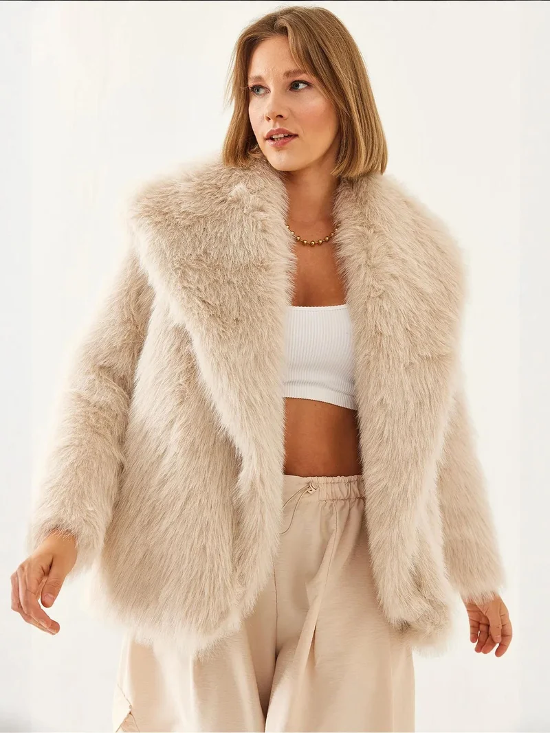Bianco Lucci Beaver Brown LUCCI Oversize Faux Fur Coat for Women | Best Price UAE