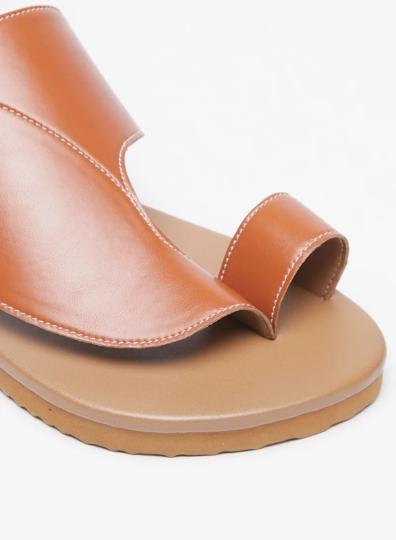 shoexpress Solid Slip On Arabic Sandals with Toe Ring
