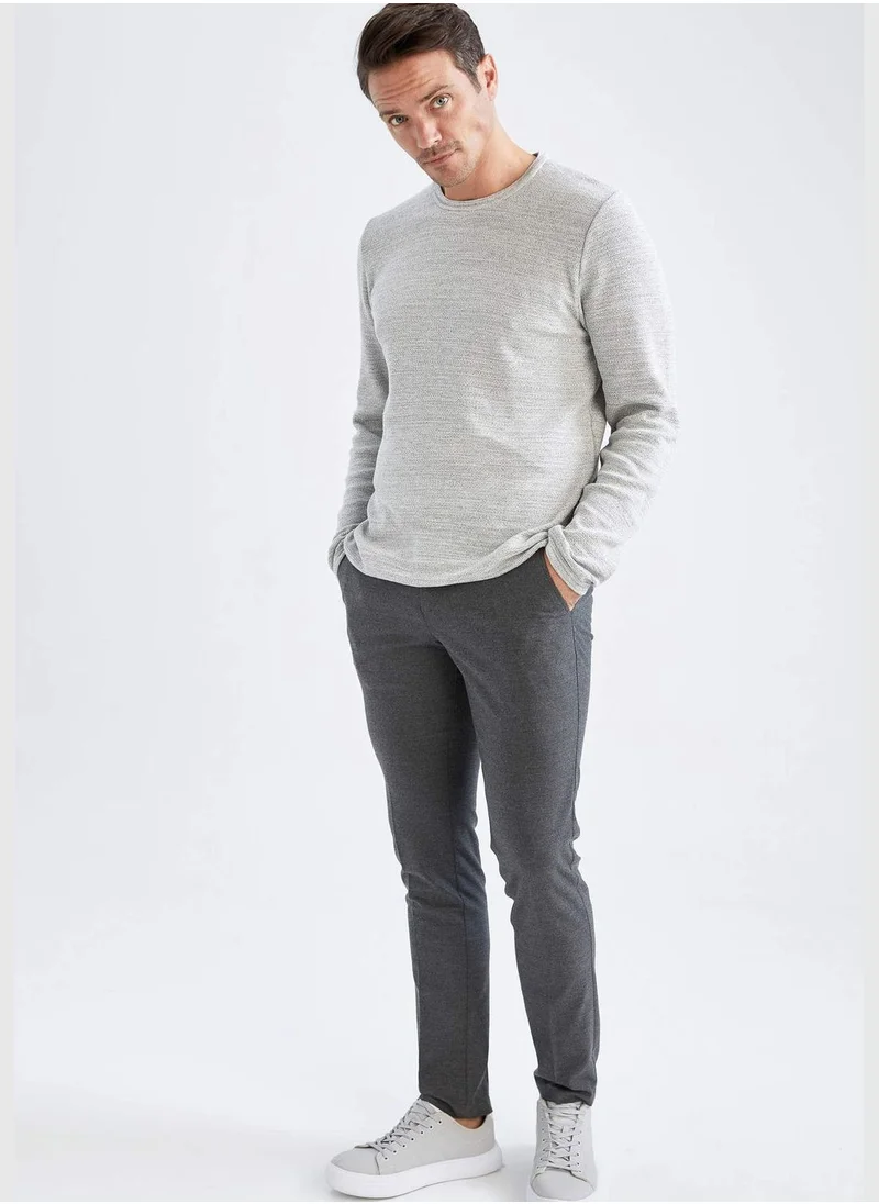 ديفاكتو Man Tailored Fit Woven Trousers