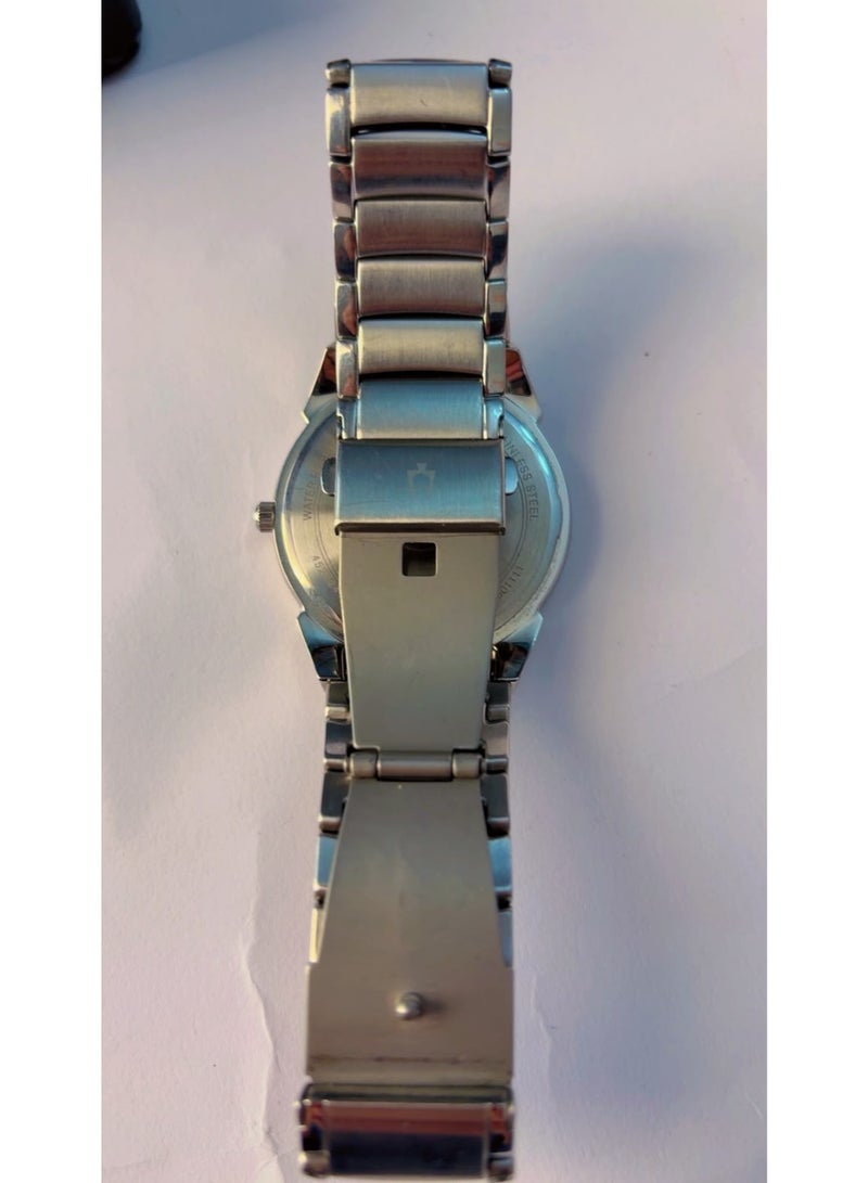 Bulova Men's Classic Stainless Steel Watch Black Patterned Dial Date Display 38mm (Model 96B149) - Pre-Owned Like Brand New Condition - Image 2