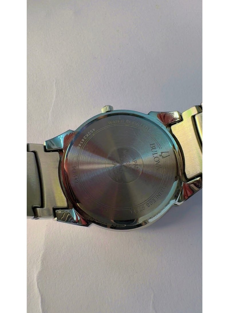 Bulova Men's Classic Stainless Steel Watch Black Patterned Dial Date Display 38mm (Model 96B149) - Pre-Owned Like Brand New Condition - Image 5