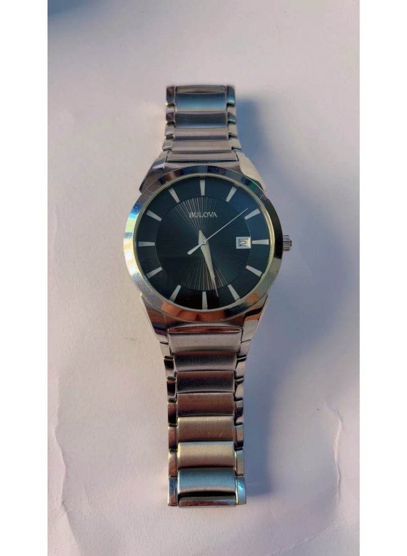 Bulova Men's Classic Stainless Steel Watch Black Patterned Dial Date Display 38mm (Model 96B149) - Pre-Owned Like Brand New Condition - Image 3