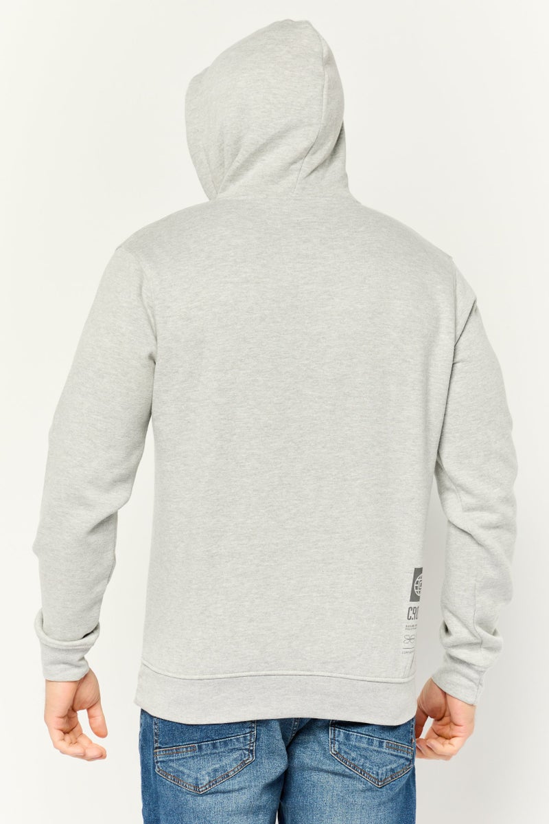CROSSHATCH سويت شيرت رجالي بغطاء رأس بشعار العلامة التجارية بأكمام طويلة، رمادي - Image 4