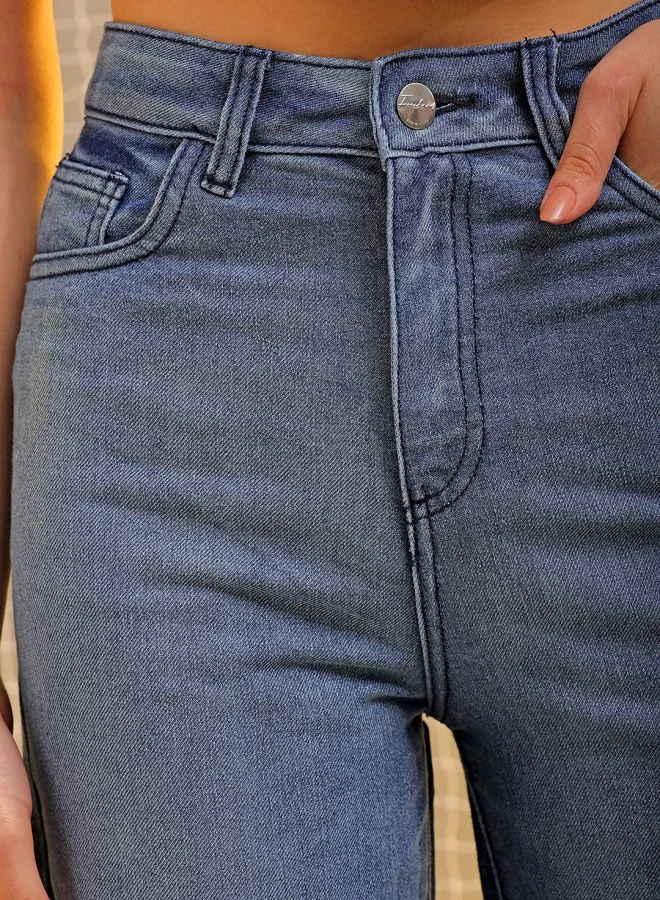 مرفوعة Women Wide Leg Colourblocked High-Rise Jeans