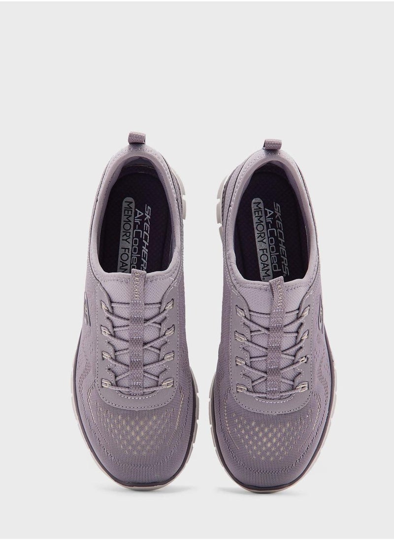 SKECHERS - LUMINATE - Image 1