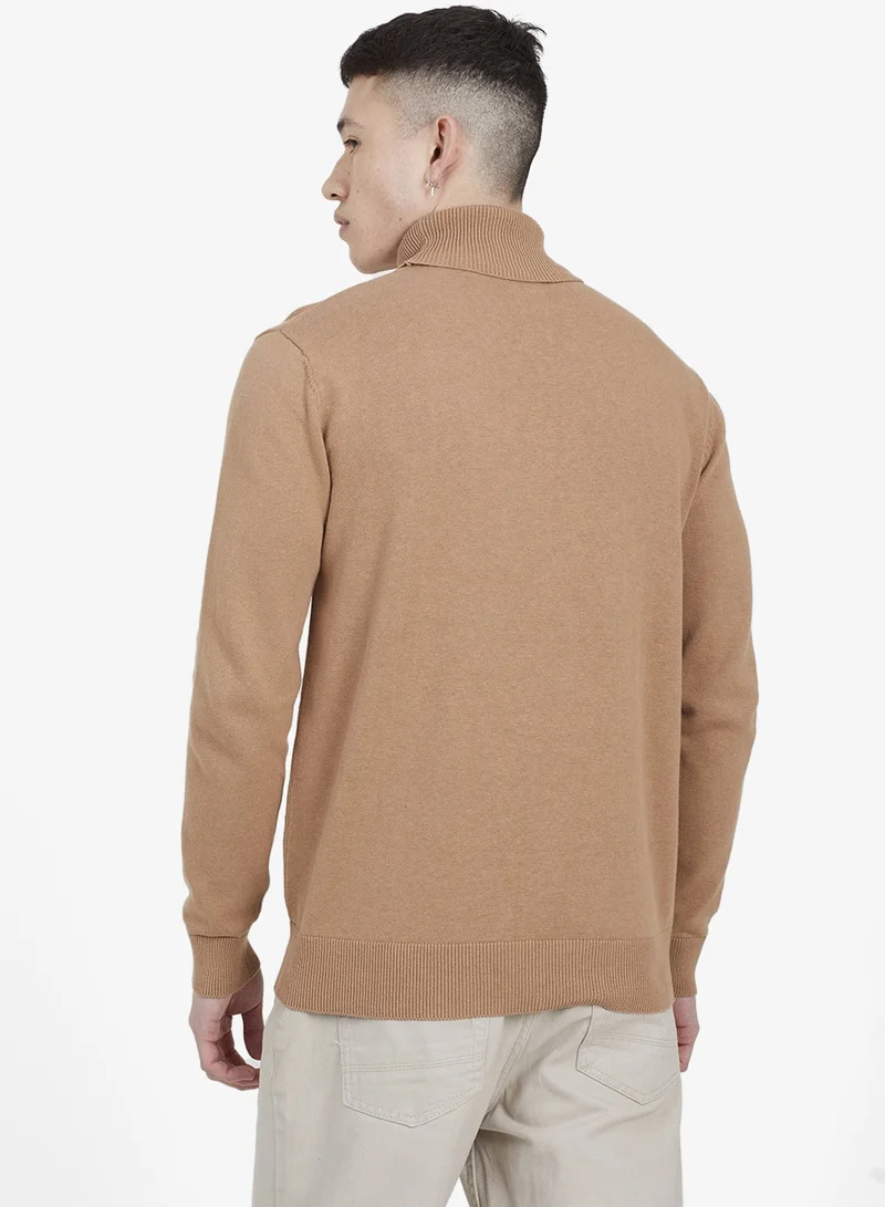 برايف سول كنزة رجالية بياقة عالية