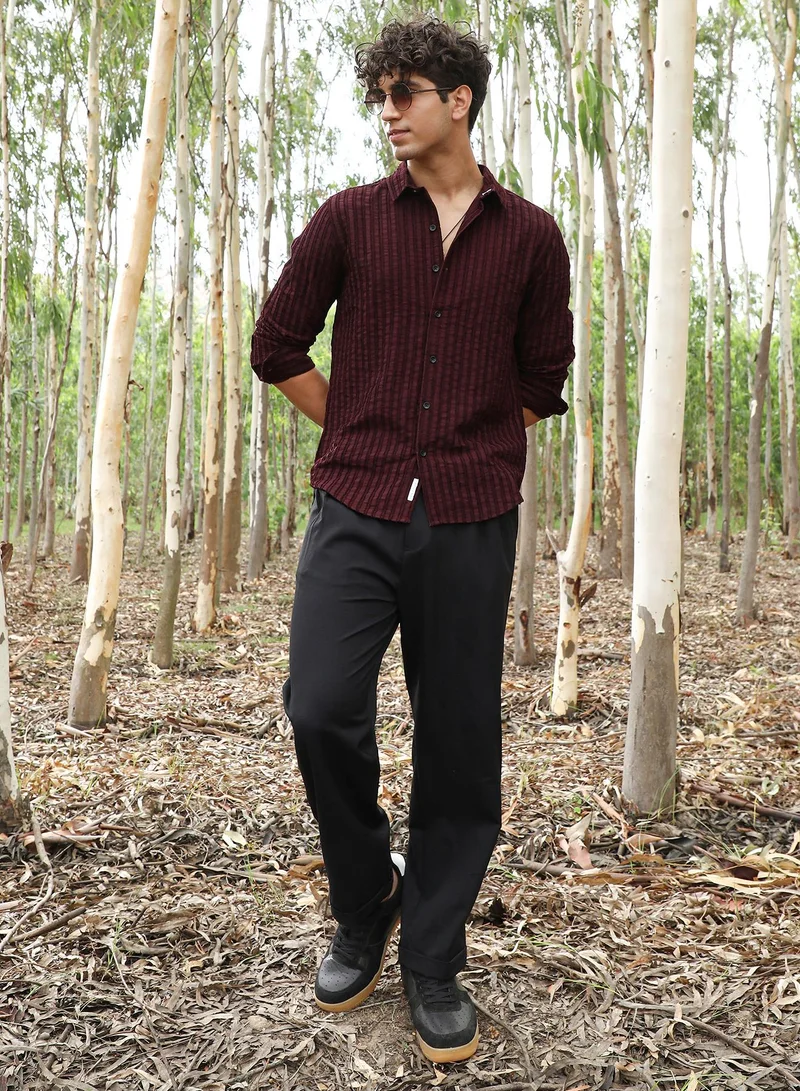 Campus Sutra Campus Sutra Men's Wine Red Edgy-Stripe Jacquard Shirt | Spread Collar , Long Sleeve Cuffed Sleeves , Button Closure | Stripes Jacquard | Cotton-Blend Shirt For Casual Wear