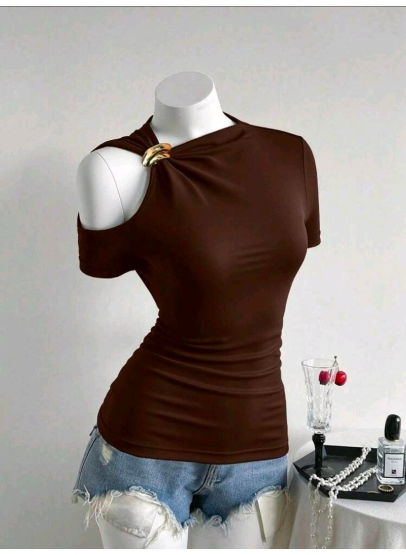 شي إن SHEIN Women Short Sleeve Metal Decorated Hollow Out Solid Color Fashion T-Shirt - Image 5