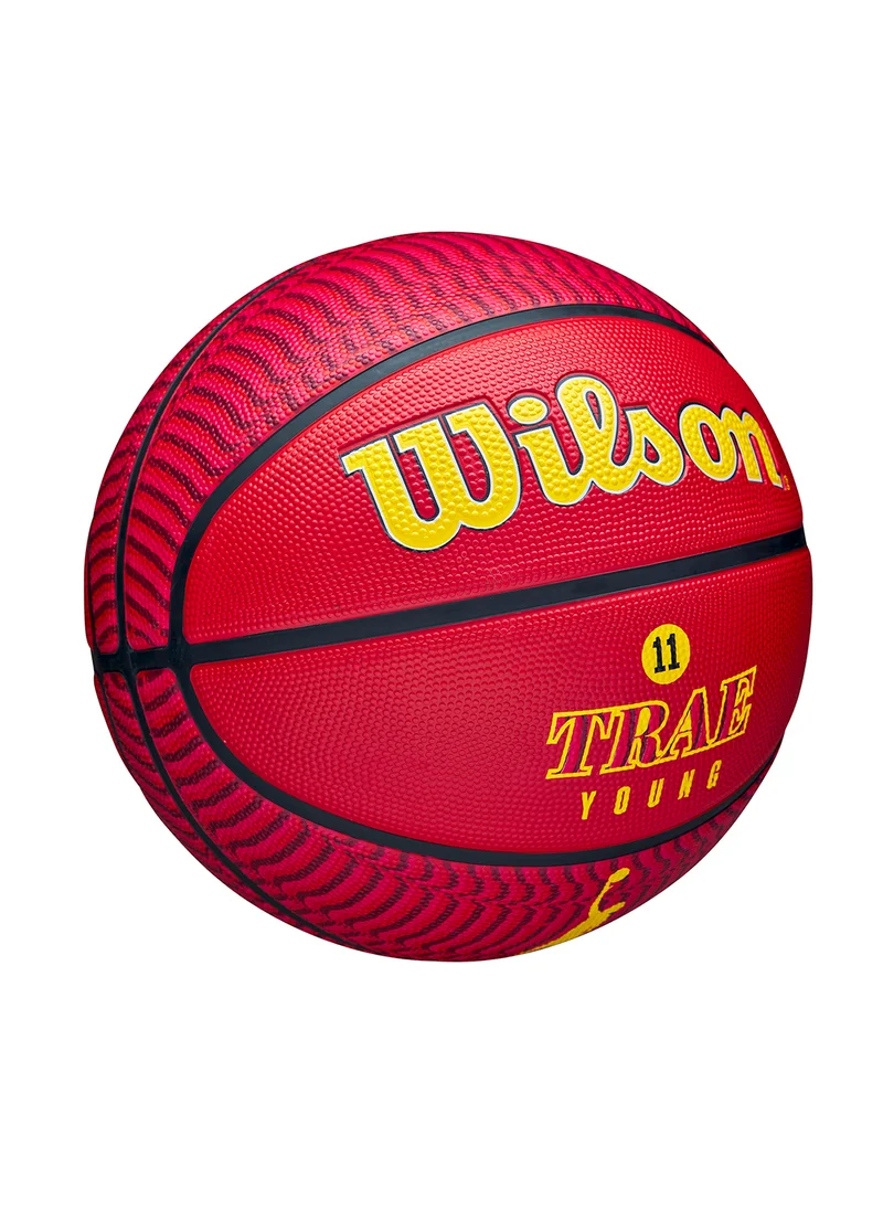 Wilson NBA Player Icon Outdoor Basketball - Trae - Size 7 for +12 years old and Adults - Red