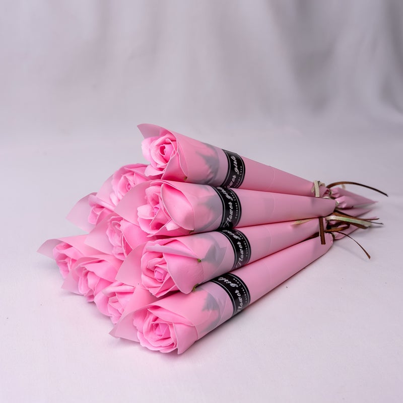 48 Pieces Artificial Rose Flower Milky White Gift Box For Valentine Mother Wedding - Image 1