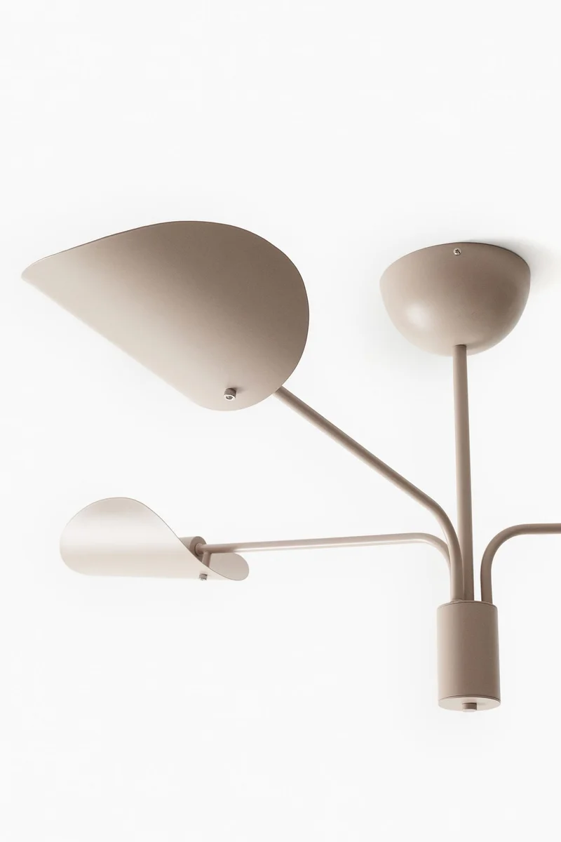 اتش اند ام مصباح سقف بثلاثة أفرع