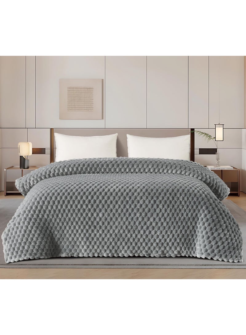 MingLi Blanket King Size 200×220 cm – 1.8 KG Soft Warm Comforter – 1 Piece - Image 1