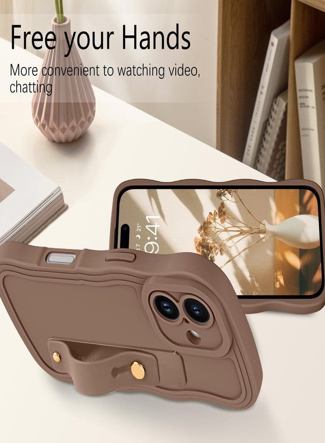 جراب GUAGUA لهاتف iPhone 16 مع حزام معصم، جراب هاتف مموج لهاتف iPhone 16، تصميم لطيف على شكل موجة مجعدة مع حزام معصم قابل للتعديل، مسند، جراب هاتف مقاوم للصدمات ومضاد للانزلاق لهاتف iPhone 16 مقاس 6.1 بوصة، بني - Image 3