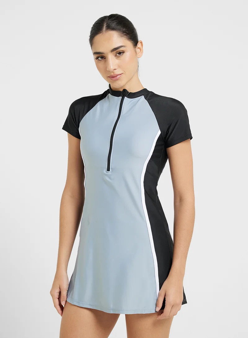 فورورد Zip Up Colorblock Swimsuit Dress With Under Short
