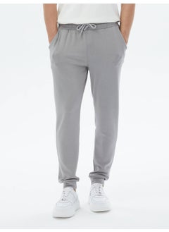 Gray Tracksuit Bottoms - pzsku/ZAE373D16E248C45B9F7DZ/45/_/1741212770/699386de-ad63-49bc-8543-f9c7e2324cbf