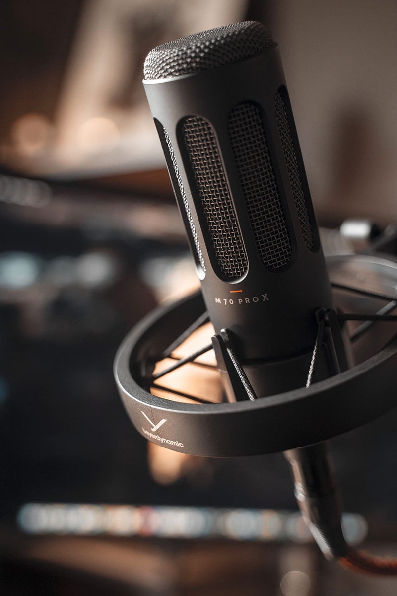 Beyer Dynamic beyerdynamic M 70 PRO X Dynamic Microphone, Black - Image 5
