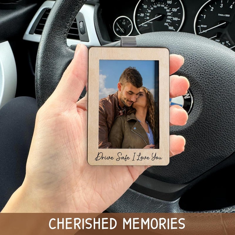Hangwoous مشبك إطار صورة "قد driving بأمان أحبك" - مشبك إطار صورة لسيارة للأب، الأم، الزوج - ملحقات سيارات للرجال والنساء - إطار صورة سيارات مع مشابك معدنية - أفضل هدايا للأب على الإطلاق 2025 - Image 4