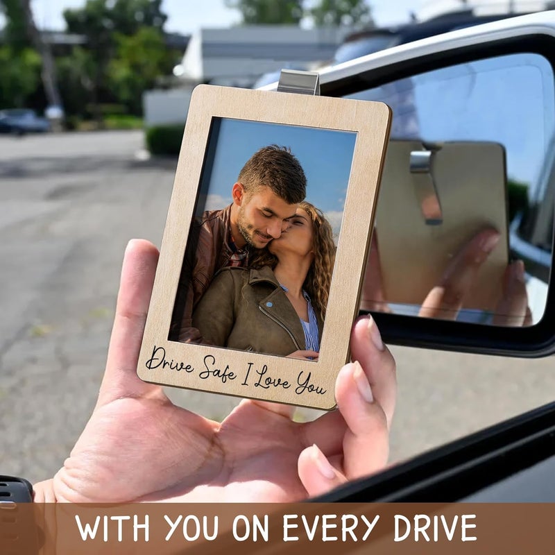 Hangwoous مشبك إطار صورة "قد driving بأمان أحبك" - مشبك إطار صورة لسيارة للأب، الأم، الزوج - ملحقات سيارات للرجال والنساء - إطار صورة سيارات مع مشابك معدنية - أفضل هدايا للأب على الإطلاق 2025 - Image 5
