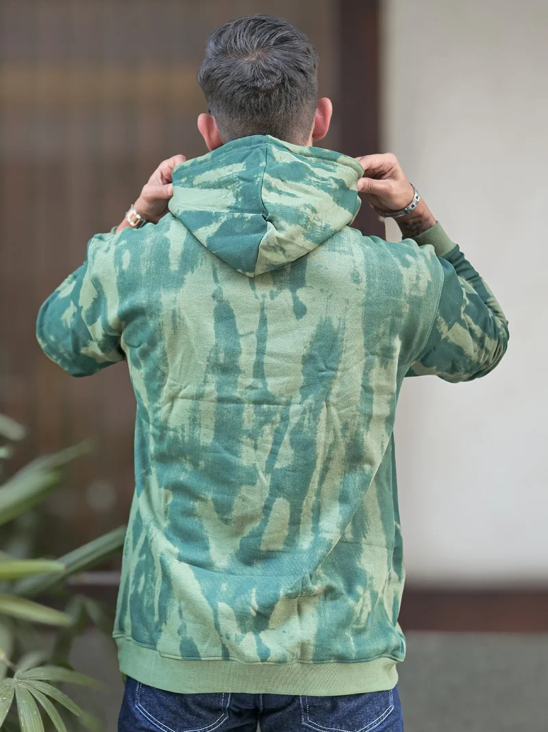 Maniac Maniac Mens Spray Printed Hooded Neck Full Sleeve Green Cotton Fleece Sweatshirt