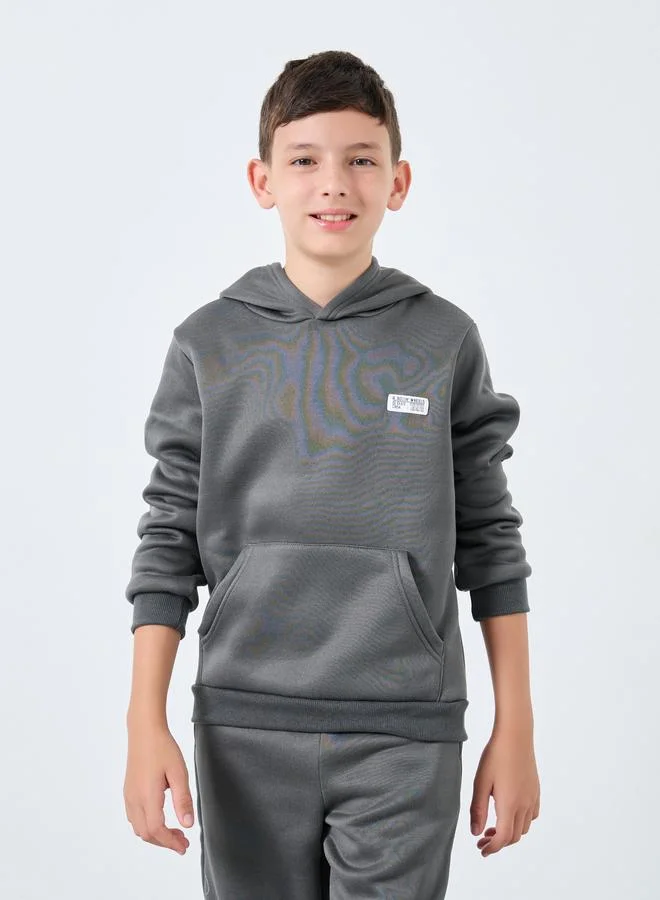 ستايلي طقم من بنطال جوغر وهودي سادة مع جيب