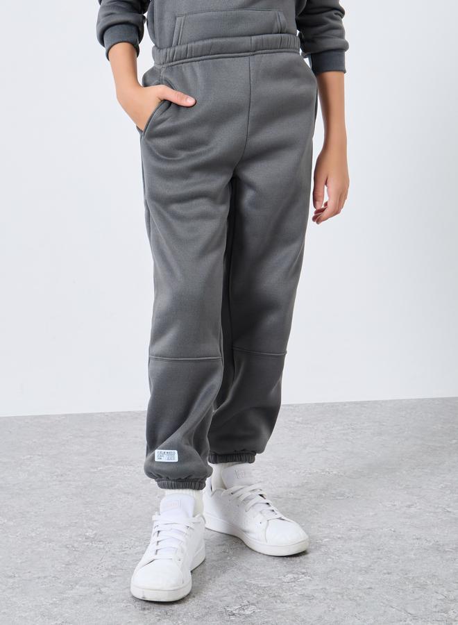 ستايلي طقم من بنطال جوغر وهودي سادة مع جيب - Image 5