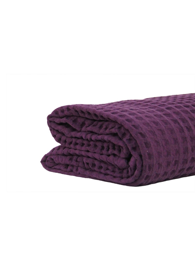 Elegant Egyptian Cotton Waffle Throw Blanket – ultra-soft, lightweight, and beautifully crafted. Enjoy luxurious comfort, breathable warmth, and timeless sophistication in any room.