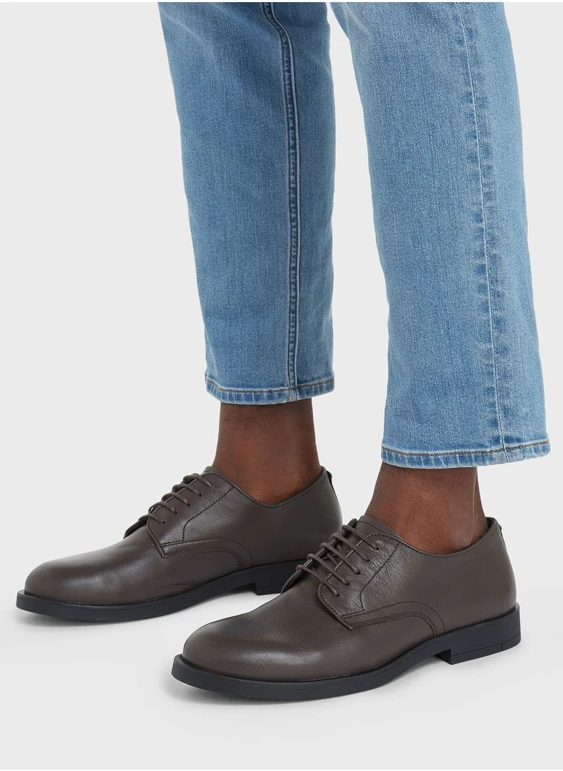 CALVIN KLEIN Lace Up Formal Shoes