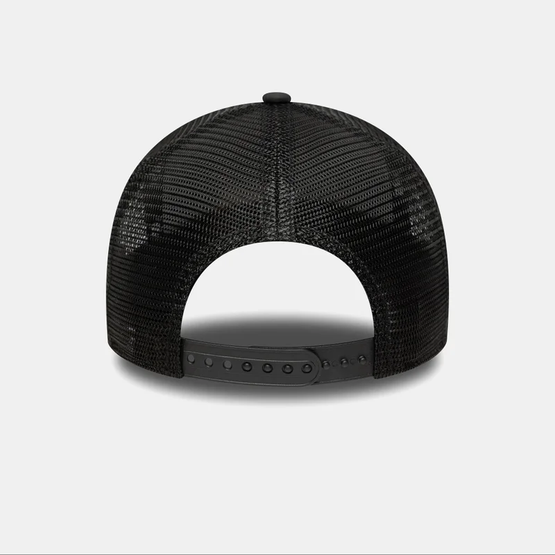 NEW ERA Black Manchester United 9FORTY Trucker Cap for Men | Best Price UAE