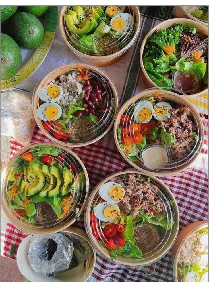 Kraft Organic 750 cc Salad Bowl with Lid - 20 Pieces  - Image 4