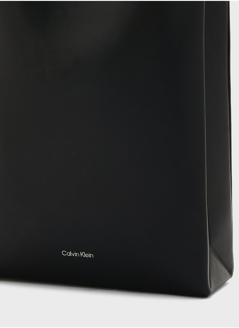 CALVIN KLEIN Line Leather Crossbody  - Image 4