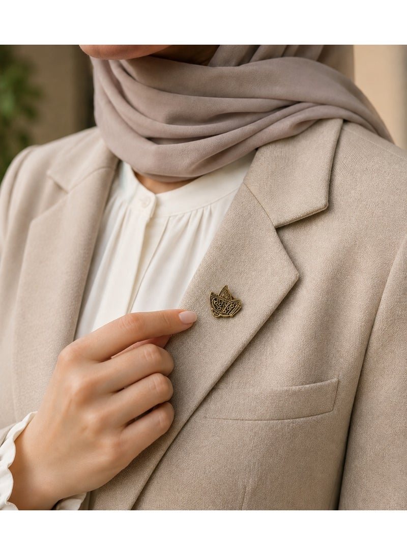 بين نحاسيي كلاسيكي بلمسة انيقه. - Image 2