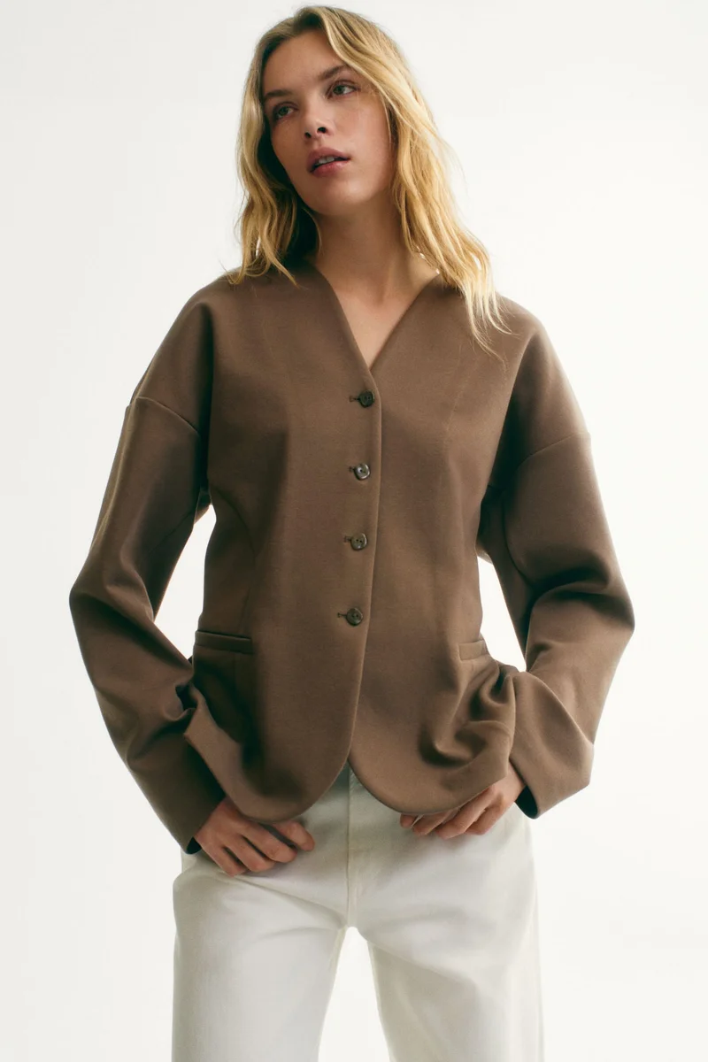 اتش اند ام بليزر من الجيرسيه