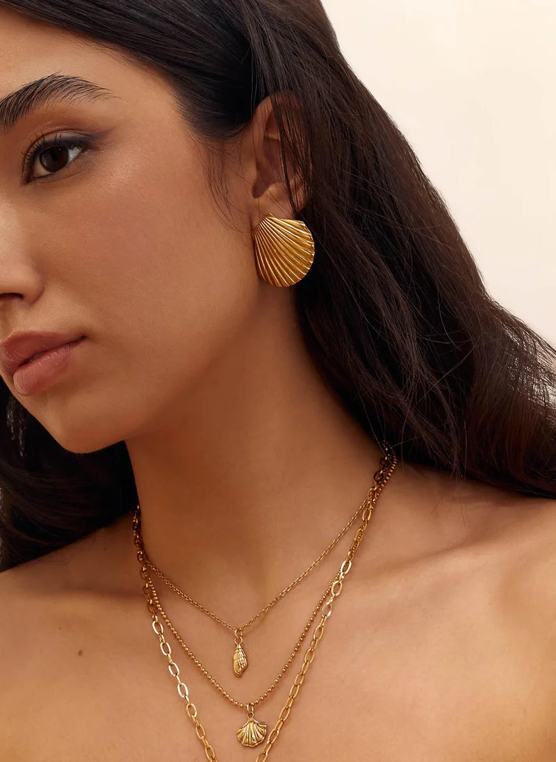 Lichi  Shell stud earrings for Women | Best Price UAE