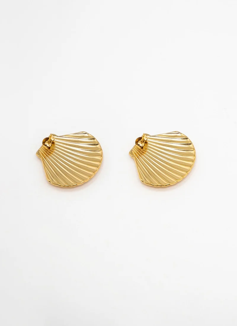 Lichi  Shell stud earrings for Women | Best Price UAE