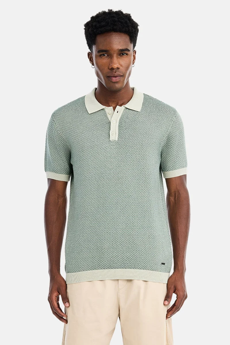 سنيتش Sage Green Textured Half Sleeve Regular Fit Vacation T-Shirt
