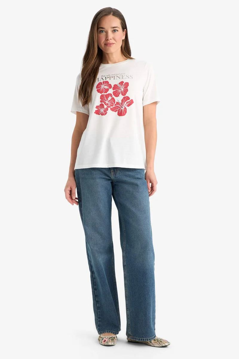 ديفاكتو Regular Fit Crew Neck Short Sleeve T-Shirt