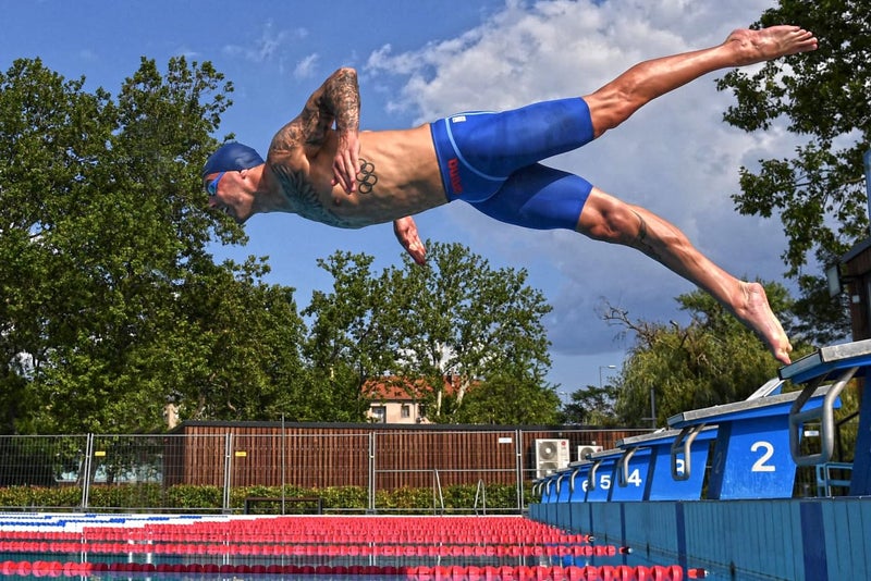 ARENA Tracks Unisex Adult Essential Racing Swim Goggles for Competitive Swimmers FINA-Approved Anti-Fog Coated Mirror Lens, White/Red Copper/Black - Image 4