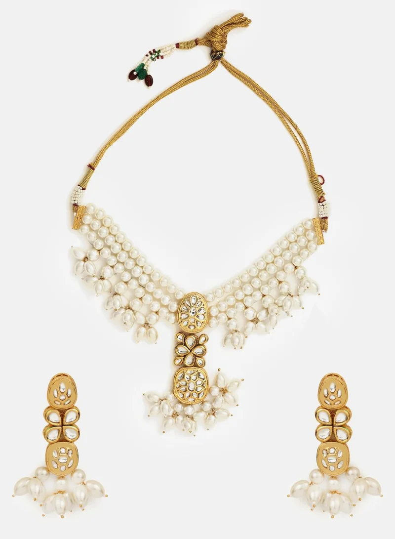 Priyaasi Floral Pearl-Studded  Beaded Elegant Pattern Jewellery Set