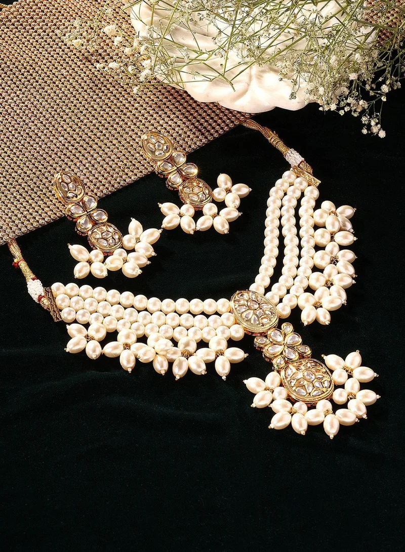 Priyaasi Floral Pearl-Studded  Beaded Elegant Pattern Jewellery Set
