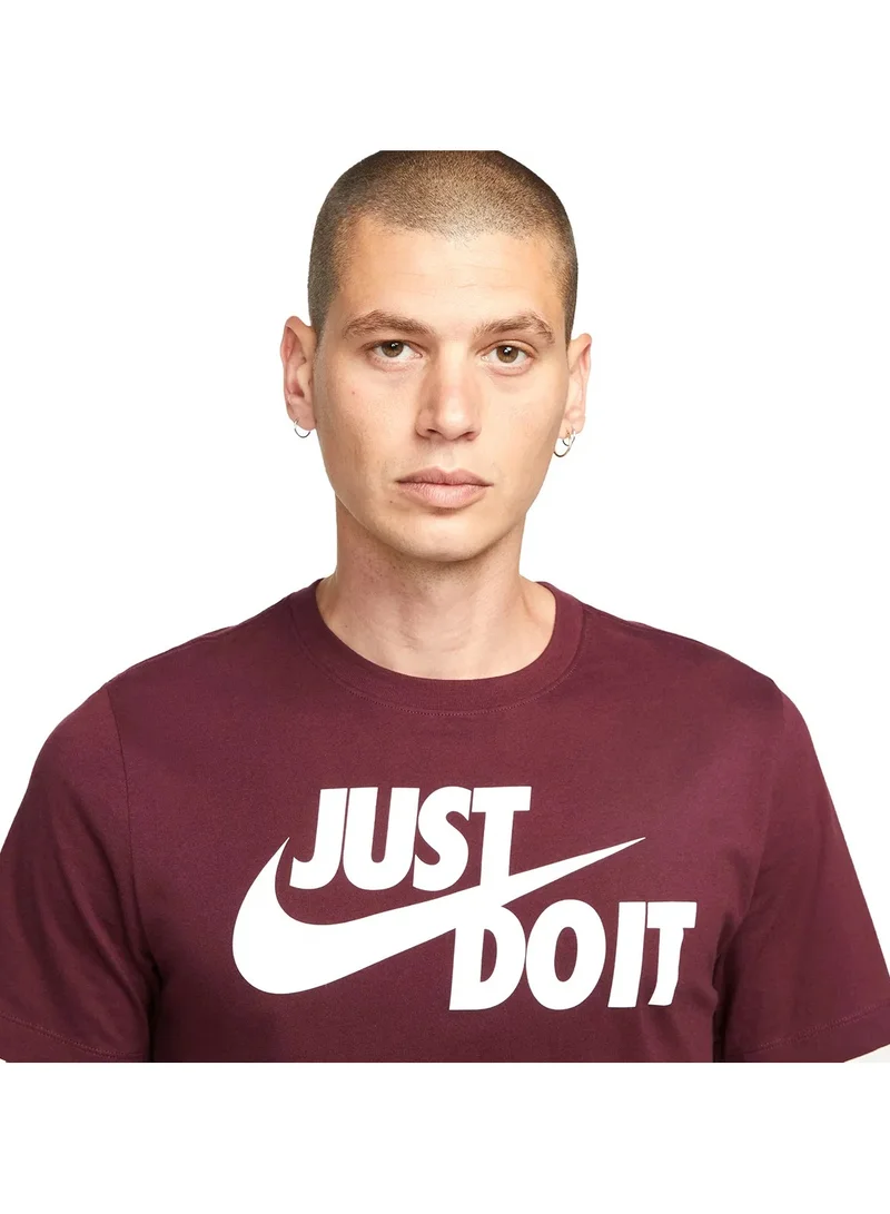 Nike Just Do It Swoosh T-Shirt