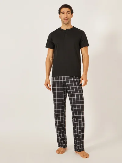 ستايلي طقم بيجامة رجالي ستايلي بياقة هينلي و كاروهات